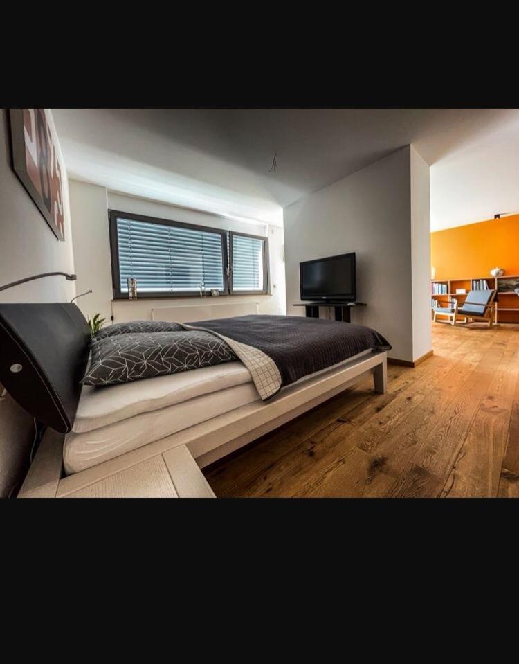 Zimmer - Modernes Apartment Mit 45 Qm. Straubing Exteriör bild