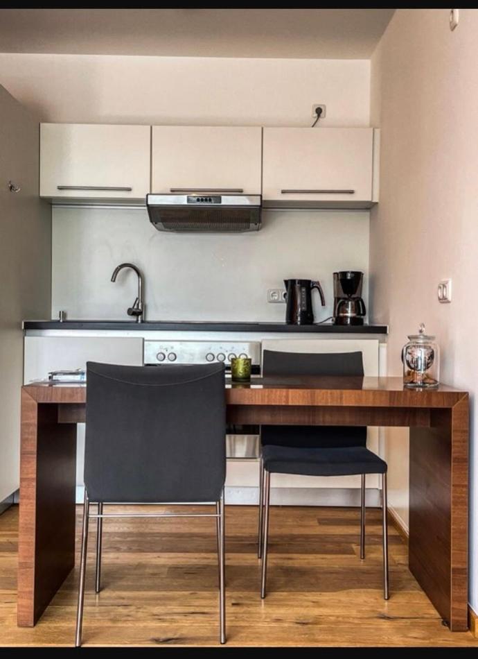 Zimmer - Modernes Apartment Mit 45 Qm. Straubing Exteriör bild